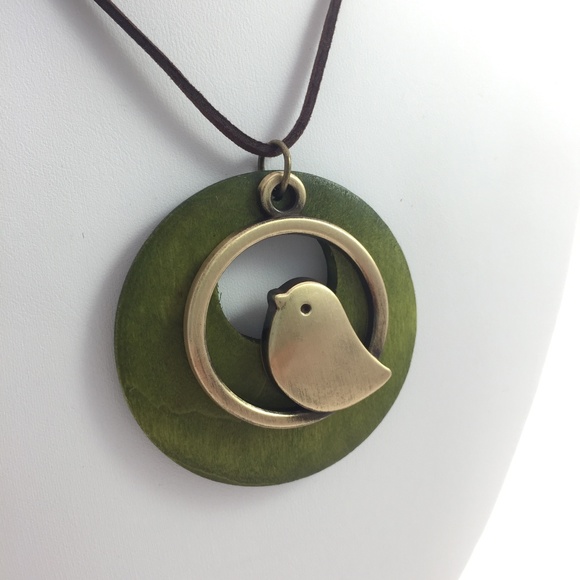 Jewelry - Bird fancy large wood wooden necklace adjustable